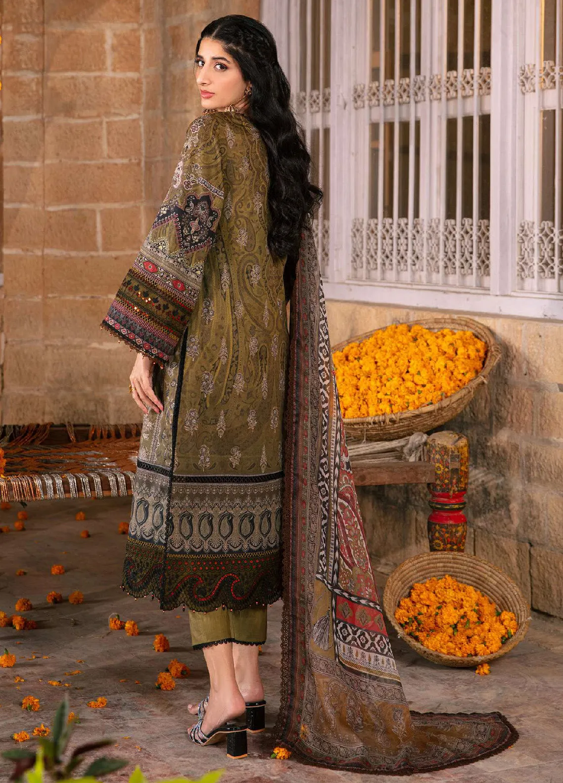 Aira By Asim Jofa Embroidered Lawn Unstitched 3 Piece Suit - AJ24AP AJAR-23