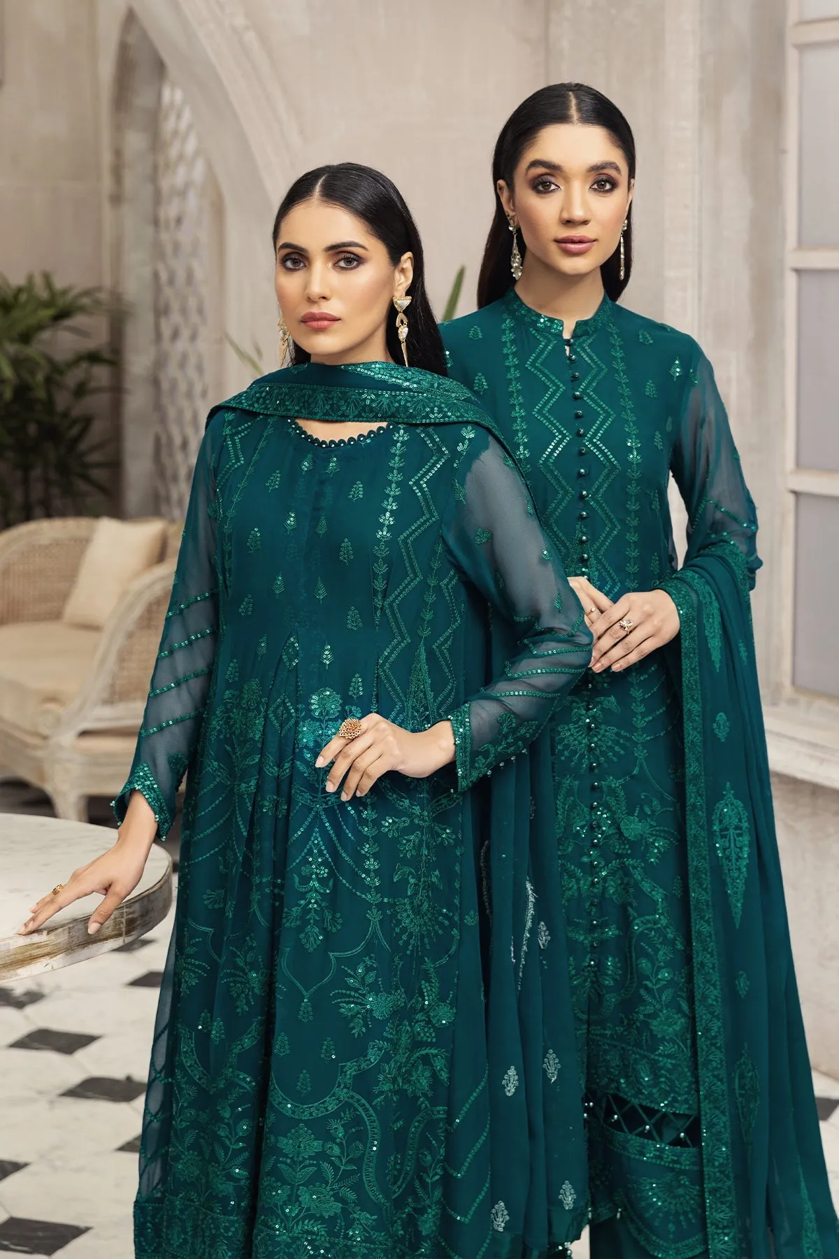 Alizeh Fashion Ik Dastaan Embroidered Chiffon 3Pc Suit D-09 TABEER