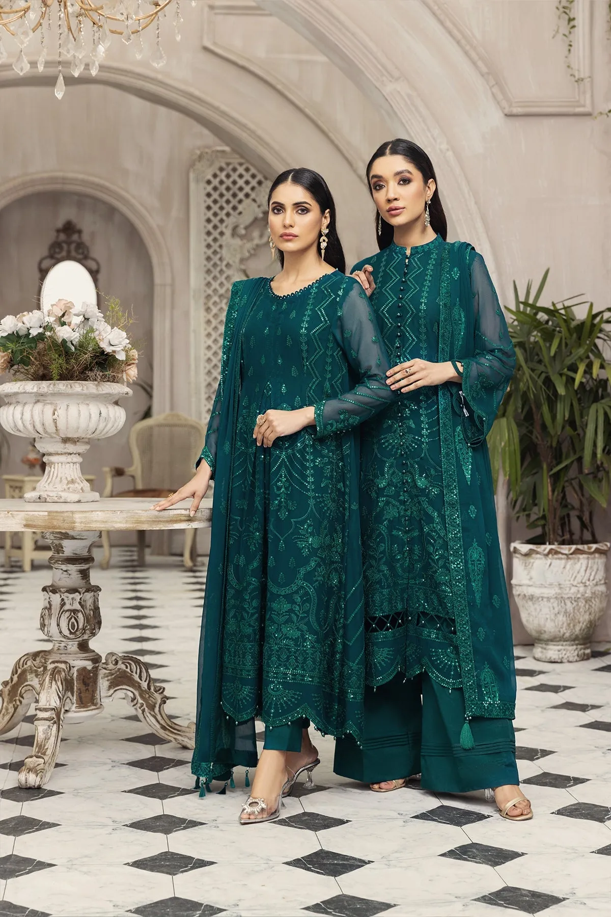 Alizeh Fashion Ik Dastaan Embroidered Chiffon 3Pc Suit D-09 TABEER