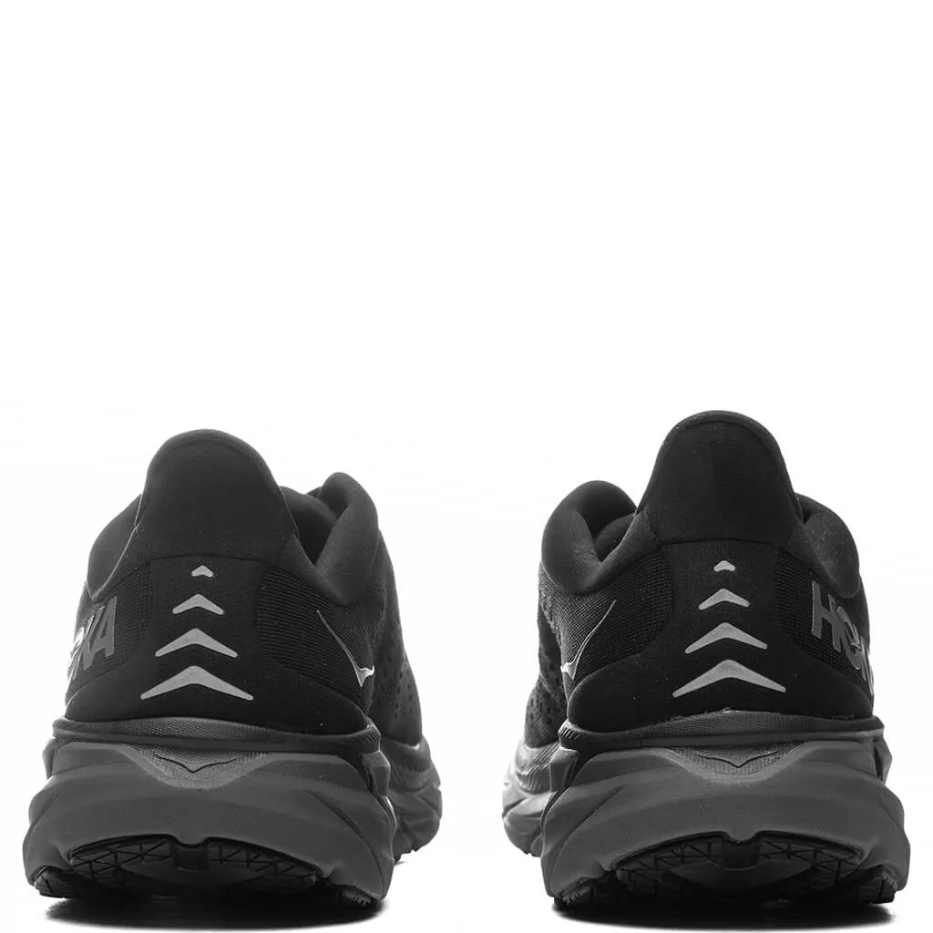 Clifton 8 - Black/Black