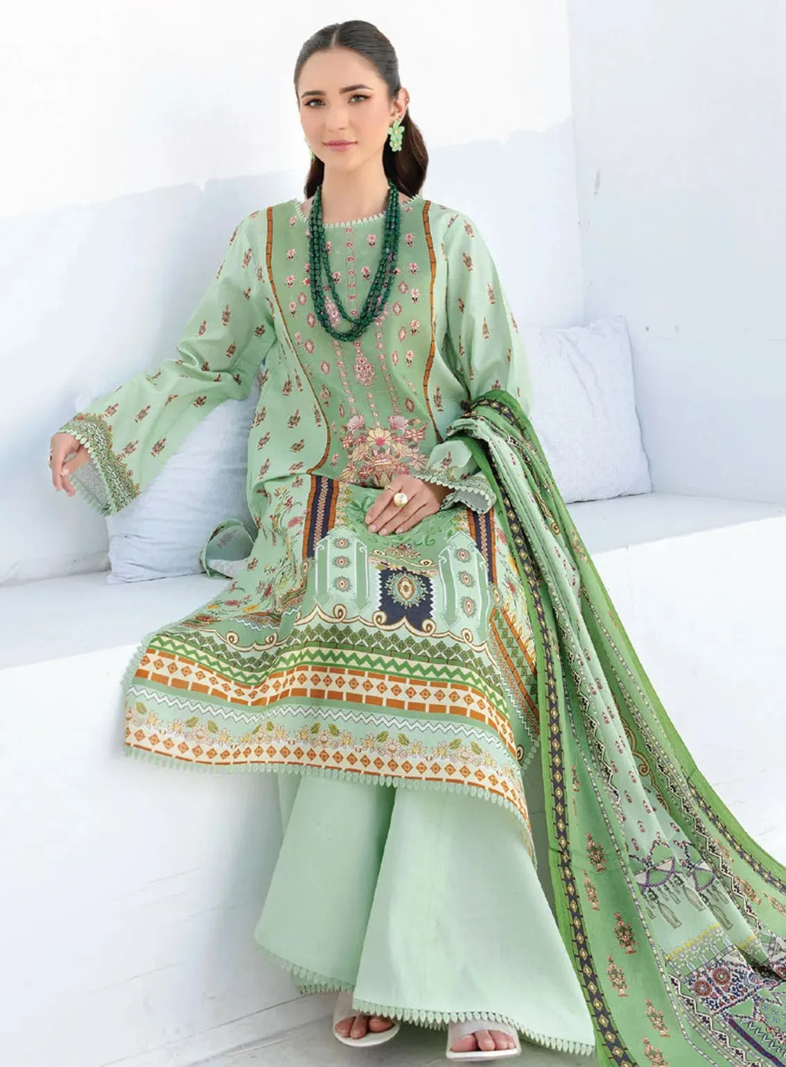 Saira Bano By Humdum Embroidered Lawn 3 Piece Unstitched Suit HD24S D-02