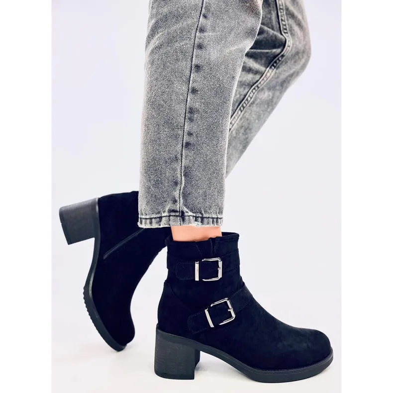 Teoo Black wide heel boots