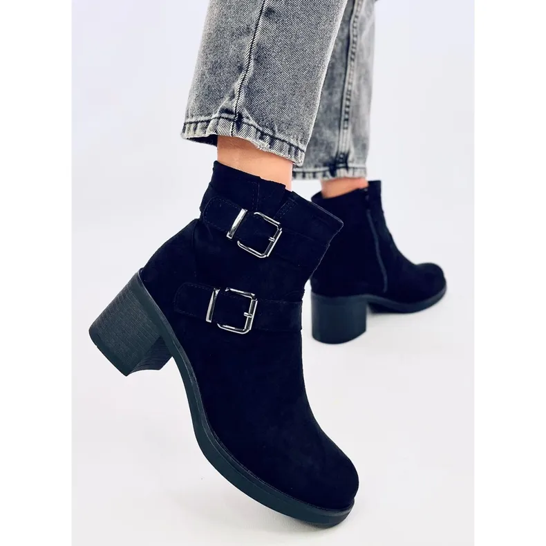 Teoo Black wide heel boots