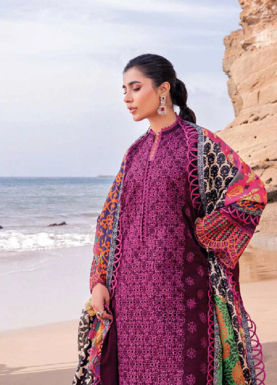 Zainab Chottani Embroidered Lawn Unstitched 3 Piece Suit - ZC24CL 4B NAYSA